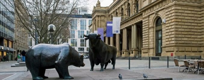 Statut de l’ours et le taureau devant la bourse de Francfort